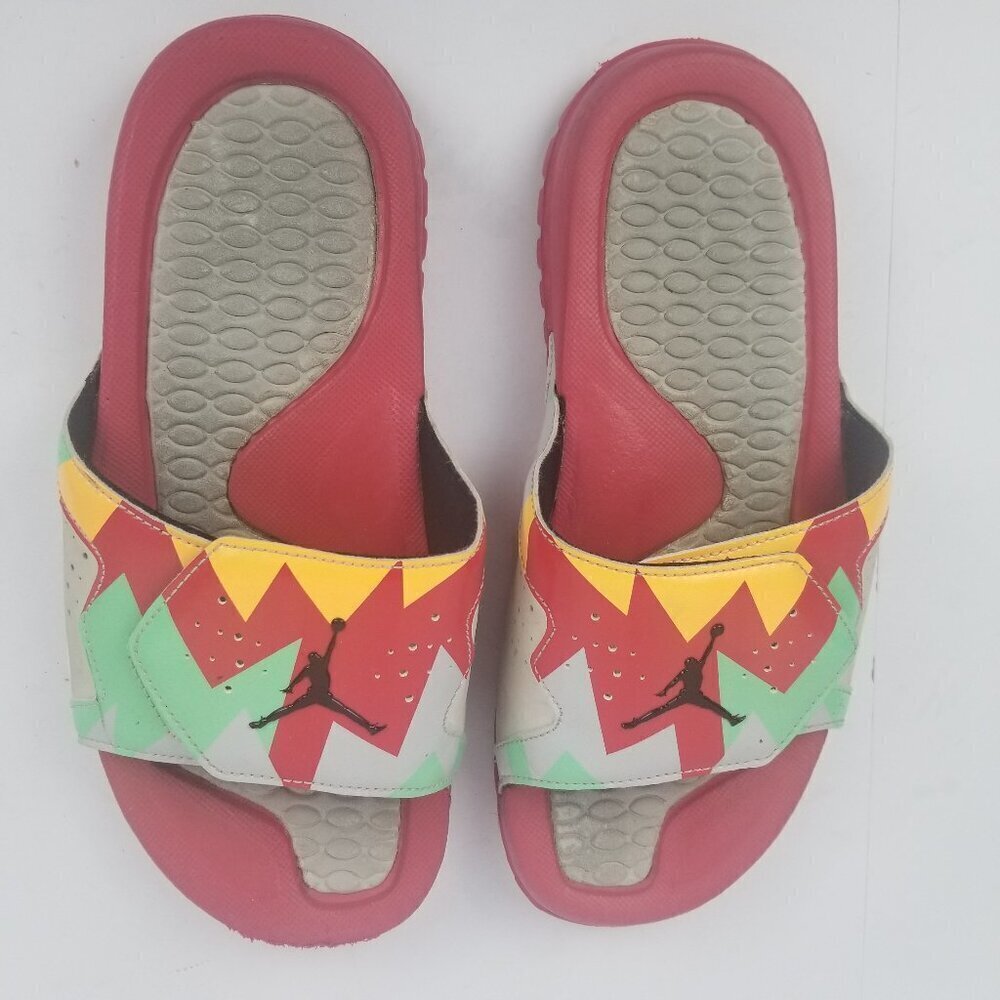 Air Jordan Hydro 7 Retro Hare Slides Gray/ Red/ Green Sz 7Y W 8.5